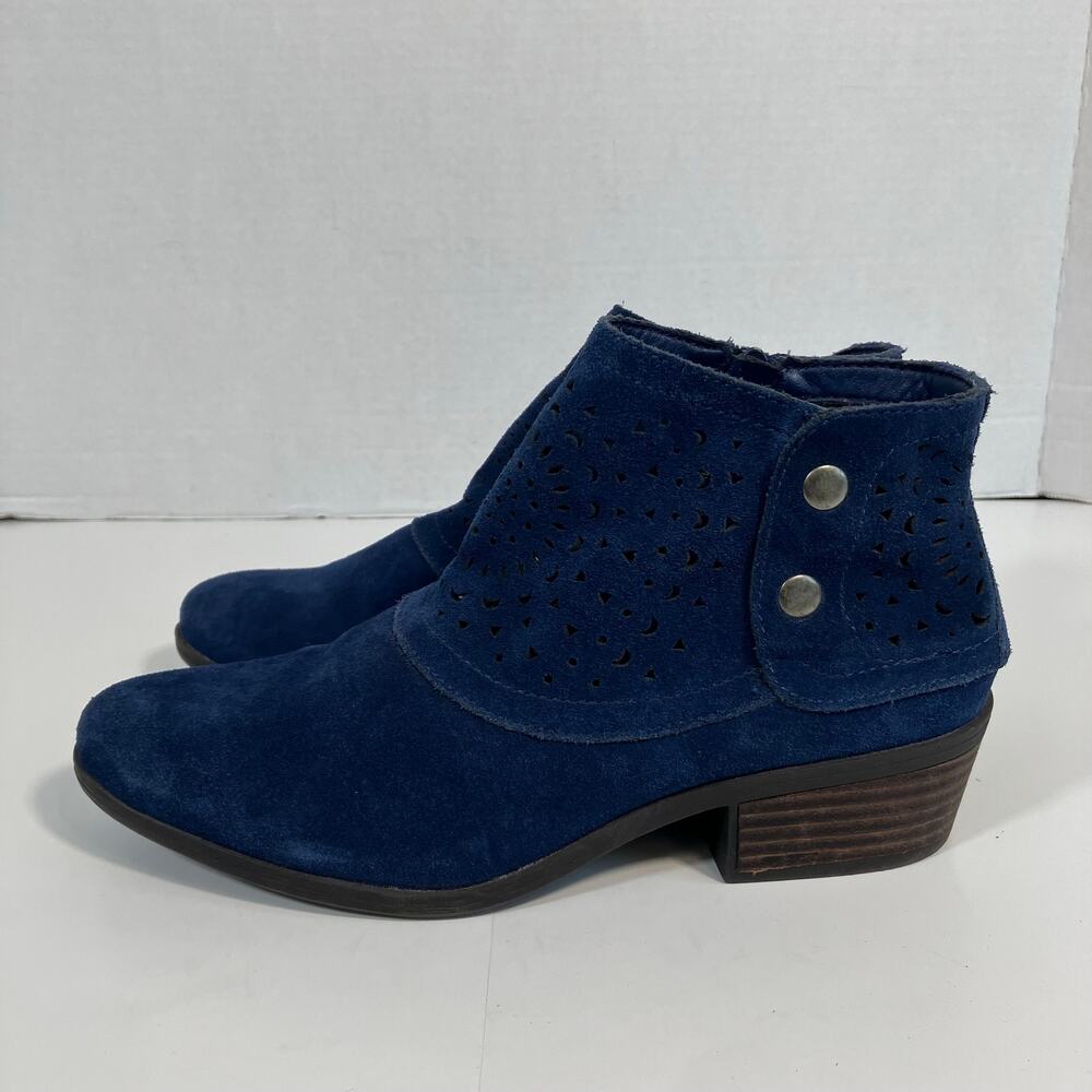 Baretraps Sz 10M Gaige Laser Cut Suede Bootie Ankle Boots Blue Comfortable Boho